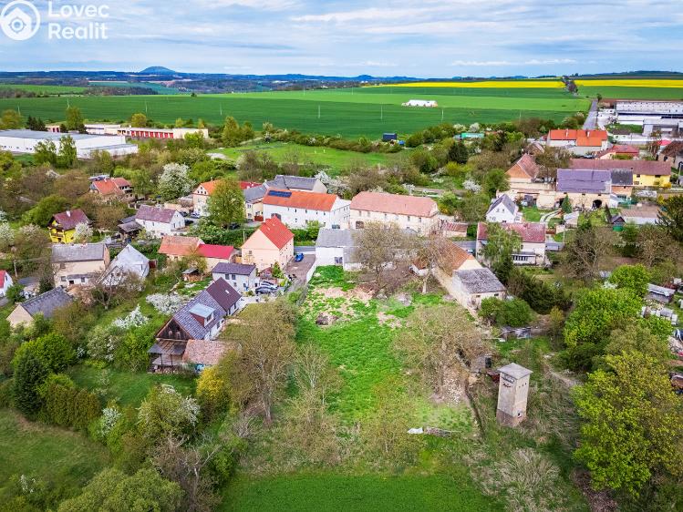 Prodej chalupy Hoštka č. 21