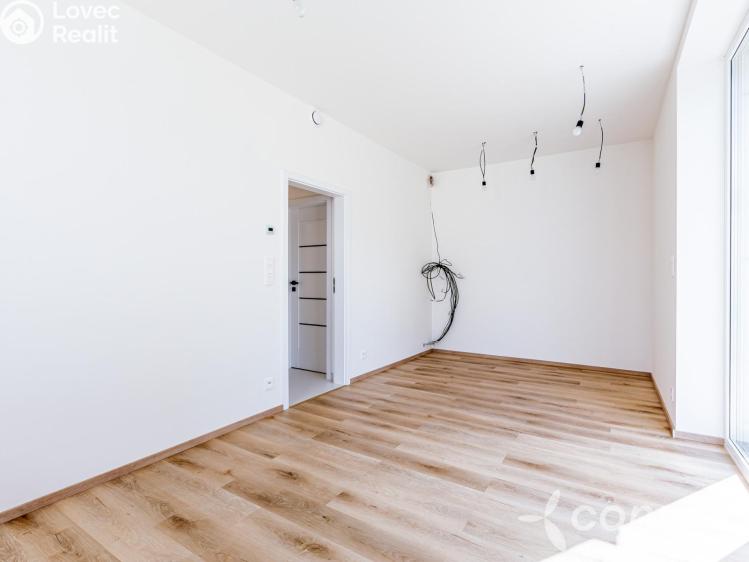 Sale apartment 2+KK Praha 8, Ďáblice, Chřibská 1297/59 č. 7