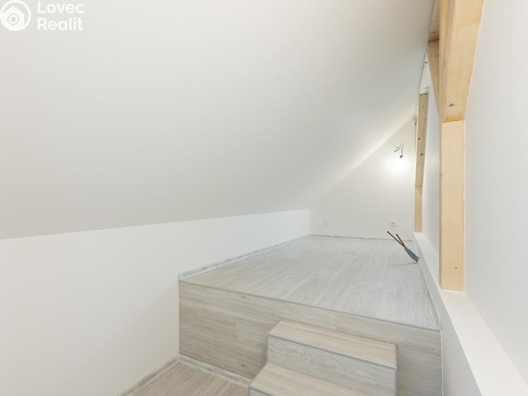 Sale apartment 3+KK Praha, Cukrovarská č. 20