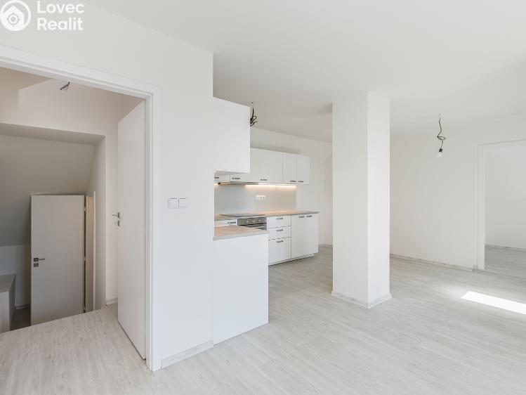 Sale apartment 3+KK Praha, Cukrovarská č. 24