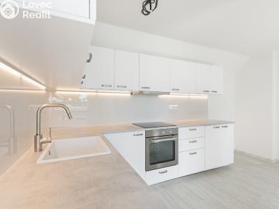 Sale apartment 3+KK Praha, Cukrovarská č. 6
