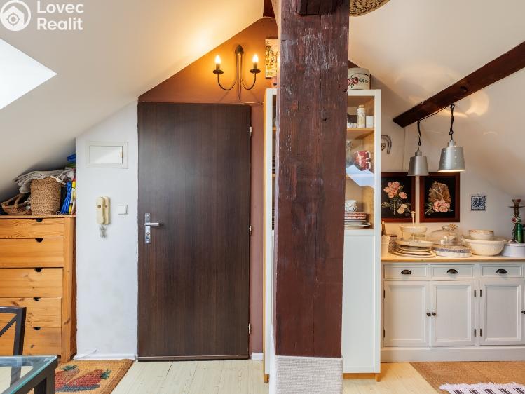 Sale apartment 3+KK Praha, Křižíkova č. 7