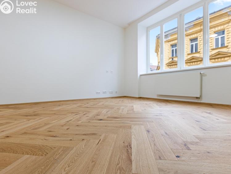 Sale apartment 4+1 Praha, Londýnská č. 9