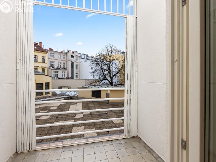 Sale apartment 4+1 Praha, Londýnská č. 20