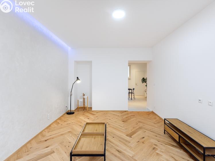 Sale apartment 4+1 Praha, Londýnská č. 29
