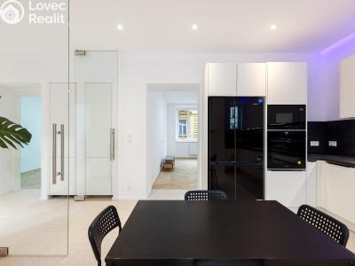 Sale apartment 4+1 Praha, Londýnská č. 6