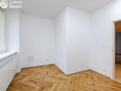 Продажа квартиры 4+1 Praha, Londýnská č. 13