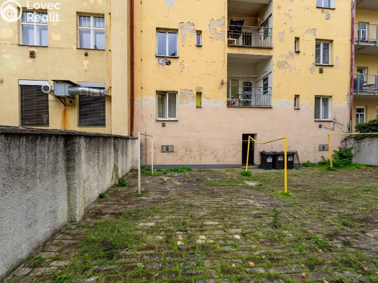 Sale apartment 1+1 Praha, Kotlaska č. 20