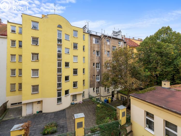 Sale apartment 1+1 Praha, Kotlaska č. 21