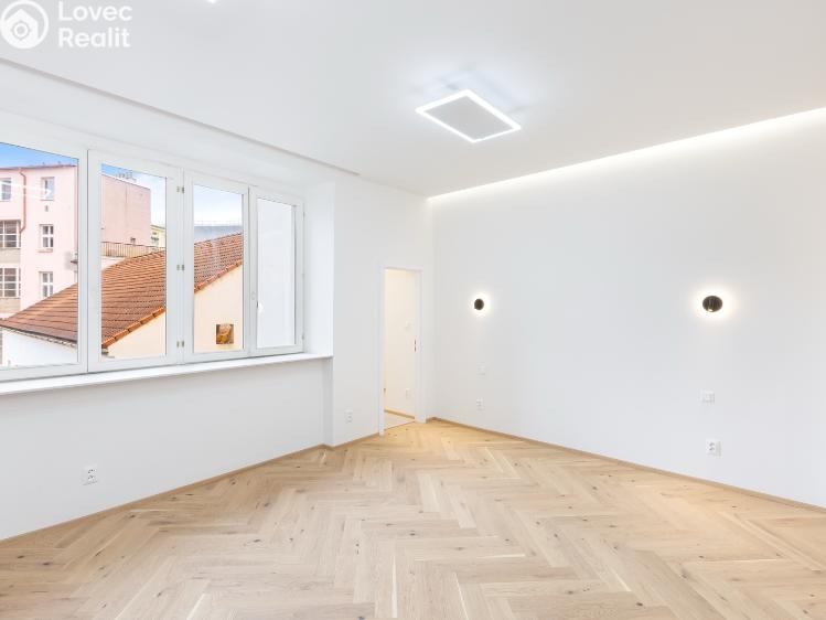 Sale apartment 1+KK Praha, Sekaninova č. 7