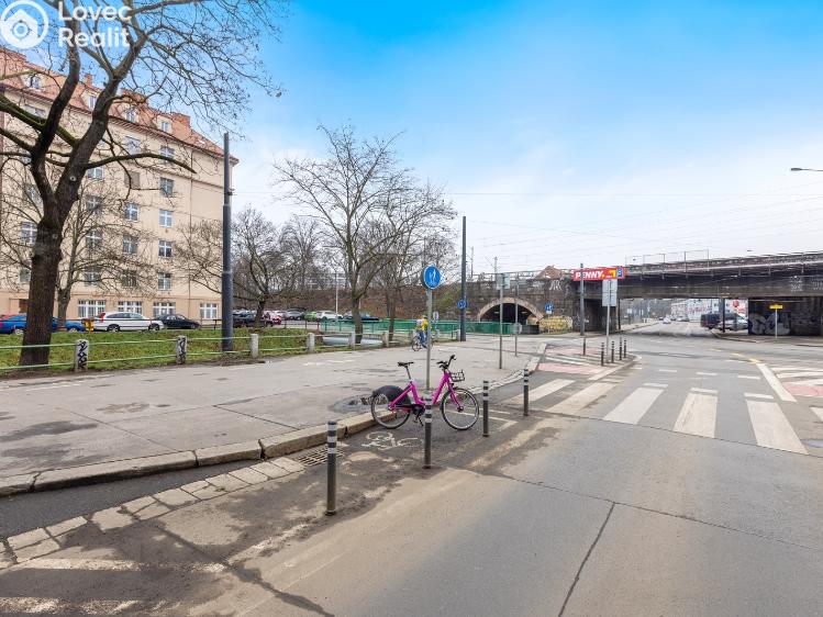 Sale apartment 1+KK Praha, Sekaninova č. 18