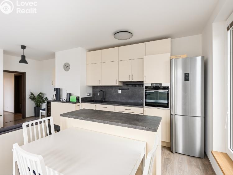 Sale apartment 4+KK Horoměřice, T. G. Masaryka č. 9