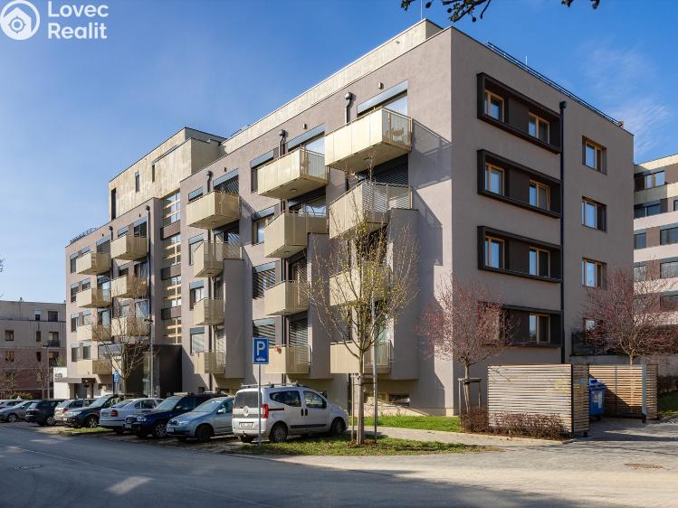 Pronájem bytu 2+KK Praha, Univerzitní č. 3