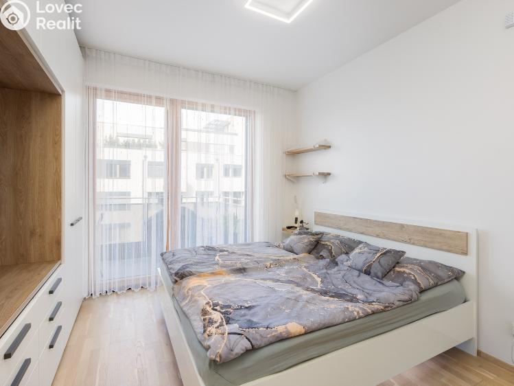 Pronájem bytu 2+KK Praha, Univerzitní č. 10