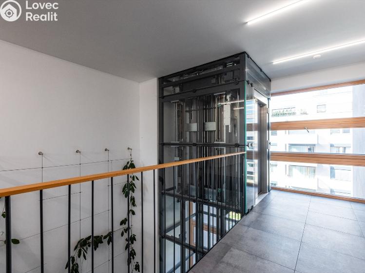Pronájem bytu 2+KK Praha, Univerzitní č. 20