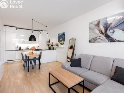 Rent apartment 2+KK Praha, Univerzitní č. 7