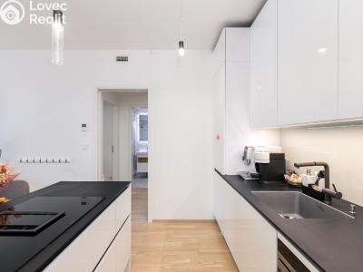 Rent apartment 2+KK Praha, Univerzitní č. 9