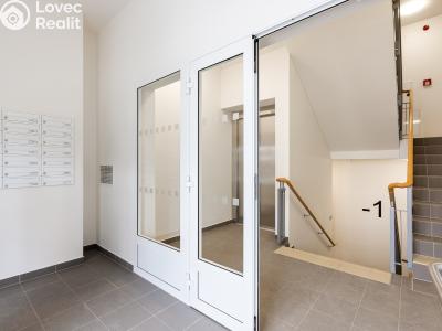 Оренда квартири 1+KK Praha, U továren č. 19