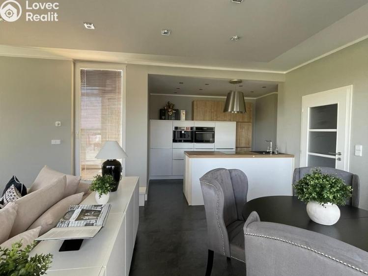 Sale apartment 2+KK Praha č. 3