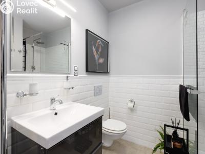 Sale apartment 2+KK Praha č. 9