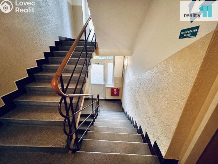 Sale apartment 1+1 Praha 10, Gruzínská č. 12