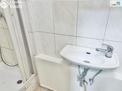 Sale apartment 1+1 Praha 10, Gruzínská č. 3