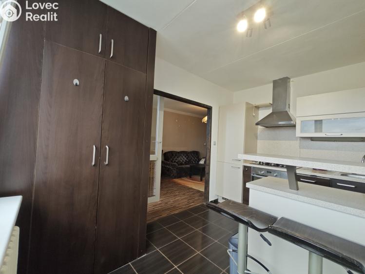 Sale apartment 2+1 Praha, Paculova č. 5