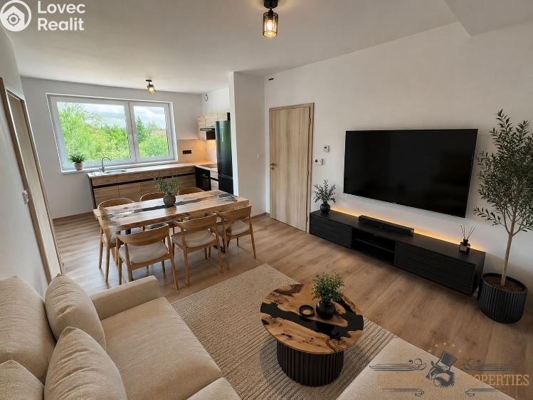 Rent apartment 2+KK Holice, Pod Parkem č. 1