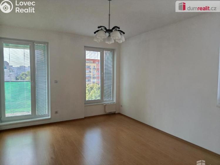 Pronájem bytu 3+KK Praha 18, Nepomuckých č. 7