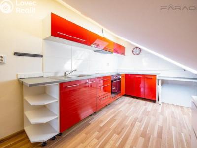 Оренда квартири 3+1 Praha, Dehtínská č. 4