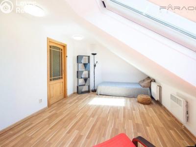 Оренда квартири 3+1 Praha, Dehtínská č. 8
