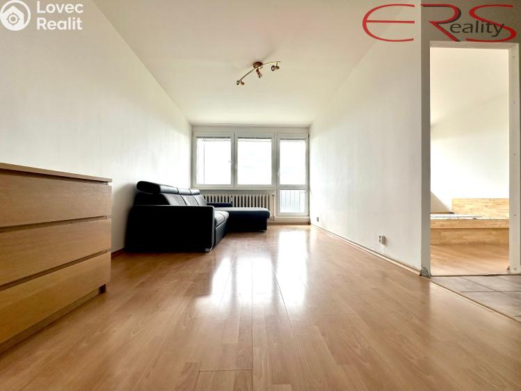 Sale apartment 2+KK Praha, Nekvasilova 571/21 č. 1