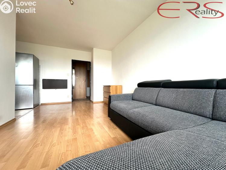 Sale apartment 2+KK Praha, Nekvasilova 571/21 č. 3
