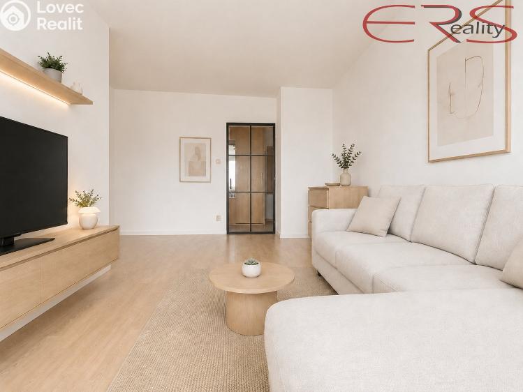 Sale apartment 2+KK Praha, Nekvasilova 571/21 č. 4