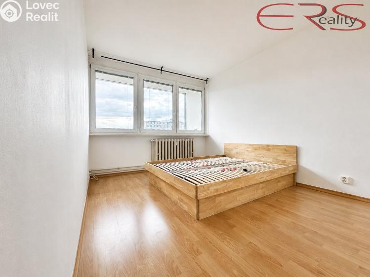 Sale apartment 2+KK Praha, Nekvasilova 571/21 č. 7