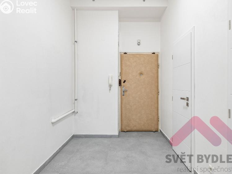 Pronájem bytu 2+KK Praha, Na Pankráci 1344/111 č. 15