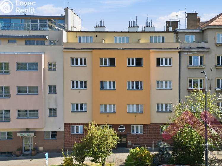 Pronájem bytu 2+KK Praha, Na Pankráci 1344/111 č. 17