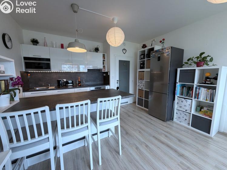 Sale apartment 2+KK Praha, Tupolevova 893/16 č. 5