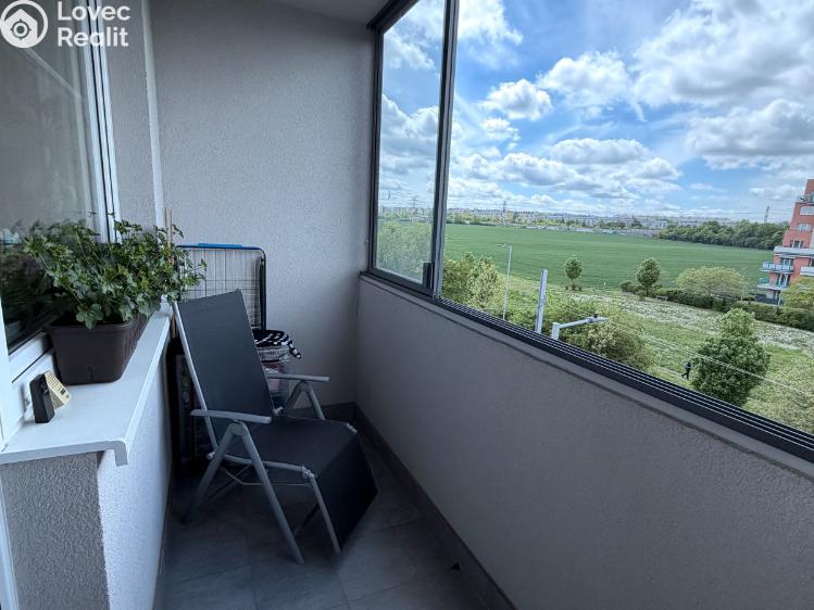 Sale apartment 2+KK Praha, Tupolevova 893/16 č. 9