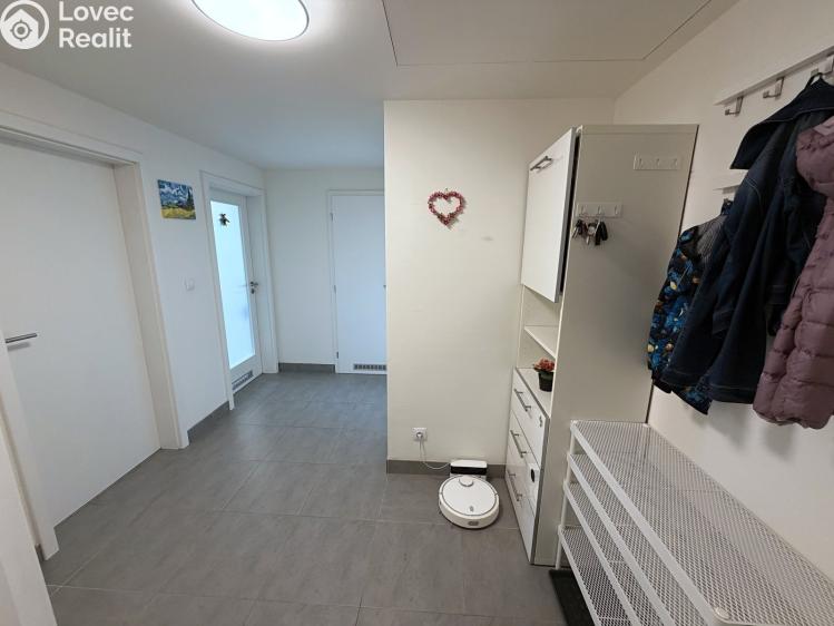 Sale apartment 2+KK Praha, Tupolevova 893/16 č. 10