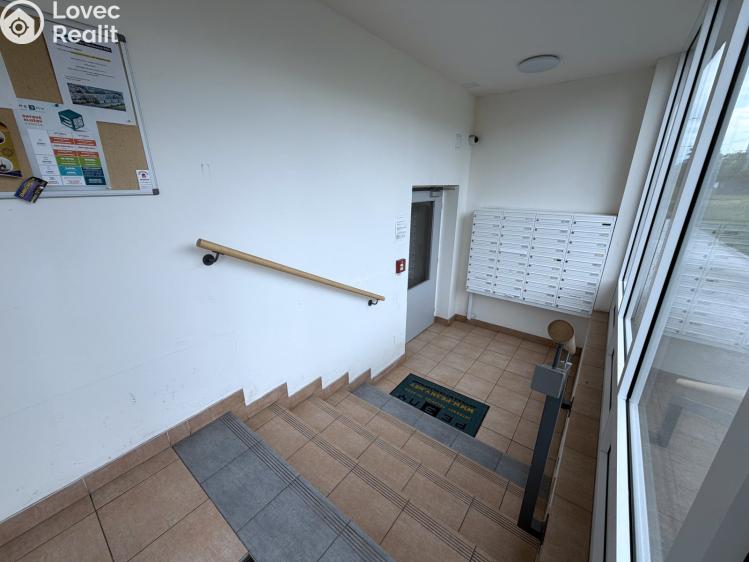 Sale apartment 2+KK Praha, Tupolevova 893/16 č. 18