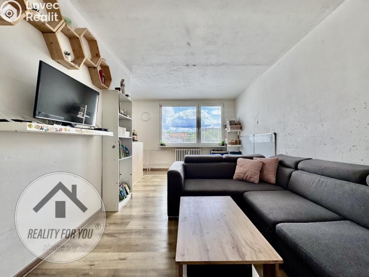 Sale apartment 3+1 Slaný, Pražská 327 č. 9