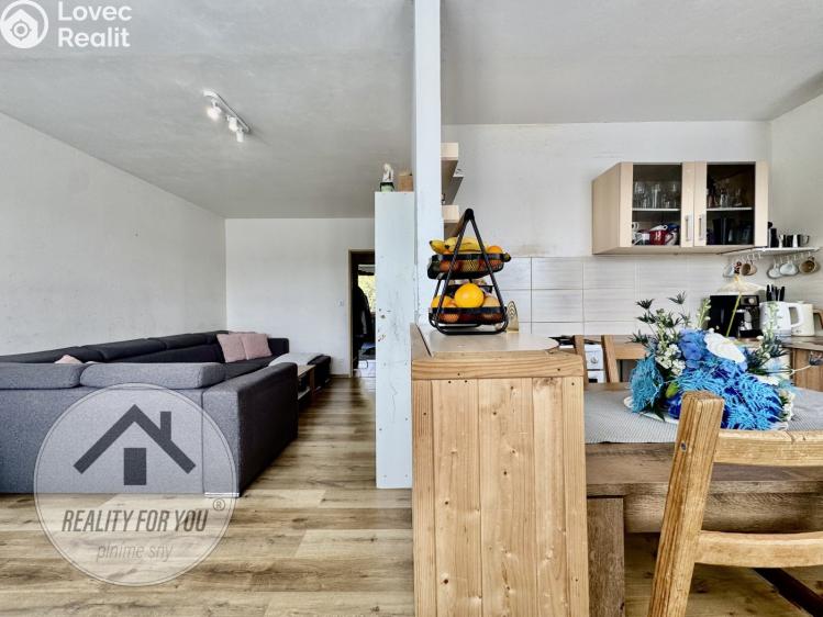 Sale apartment 3+1 Slaný, Pražská 327 č. 10