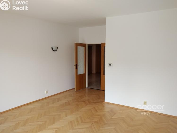 Pronájem bytu 3+1 Praha, Na Hřebenkách č. 12