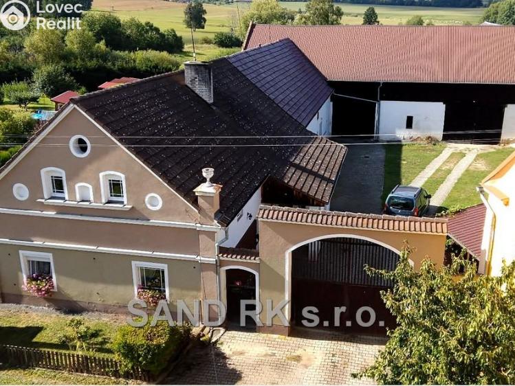 Sale family house Bor č. 1