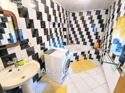 Sale family house Bor č. 20