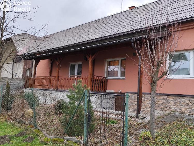 Prodej rodinného domu Kozlovice č. 17
