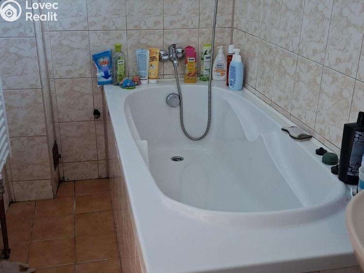 Prodej rodinného domu Staříč č. 13