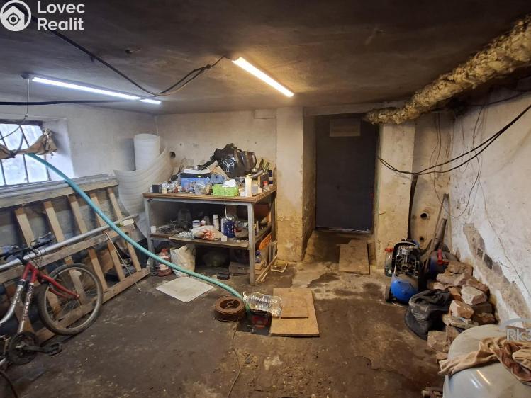 Prodej rodinného domu Staříč č. 18