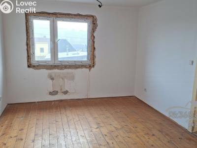 Продаж сімейного будинку Staříč č. 16
